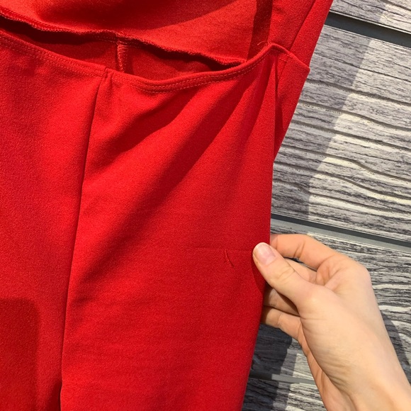 Red fashion nova jump suit - Picture 7 of 9